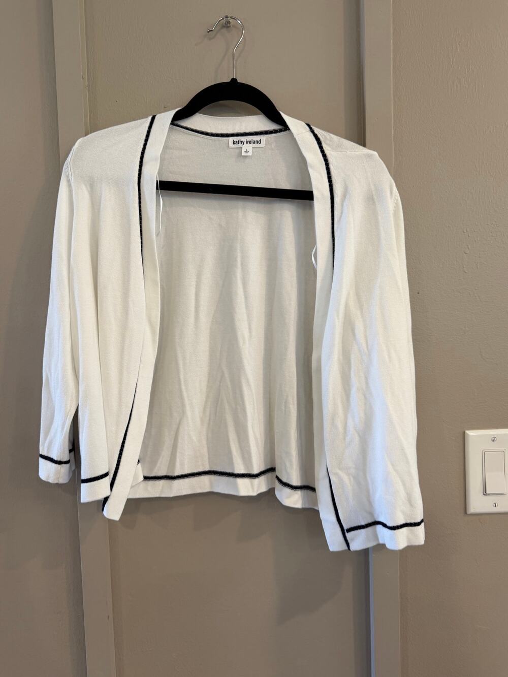 Kathy Ireland cardigan WHITE SZ L